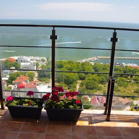 Апартаменты В Аркадии С Террасой И Прямым Видом На Море Odessa Exterior foto